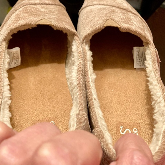 TOMS Women's Corduroy Tan Loafers - Picture 3 of 6